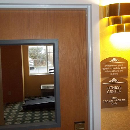 Microtel Inn By Wyndham - Albany Airport Latham Exterior photo